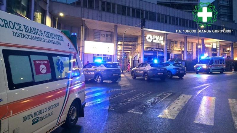 Genova, fidanzati aggrediti e picchiati con pugni e bottigliate