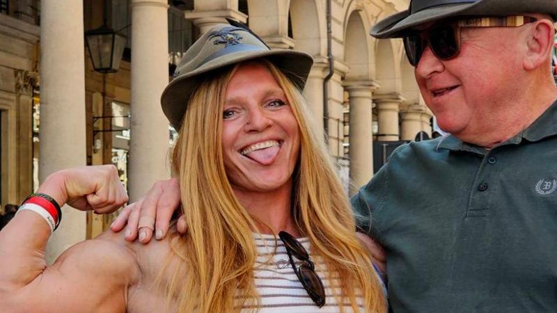 Chi è Nati Delfi, la russa di Genova che sui social è diventata una star: “Sono la sollevatrice di alpini”