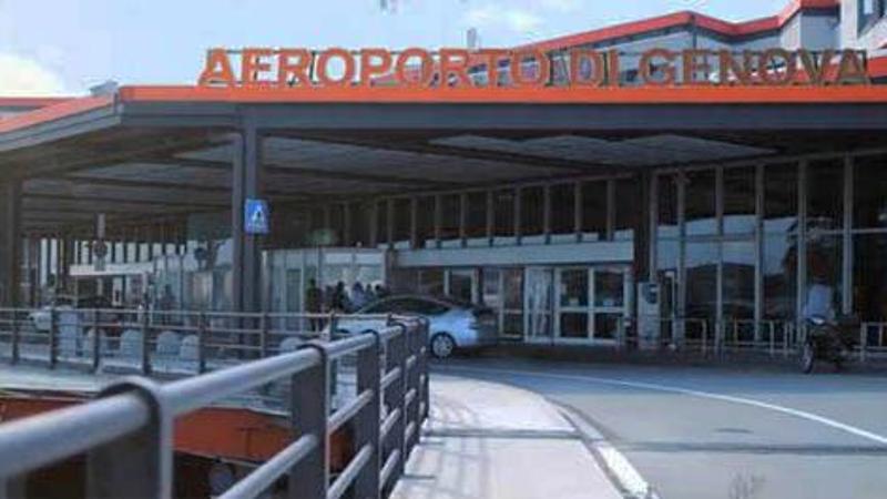 Blitz dell’Asl in aeroporto, chiuso per blatte il bar dell’aeroporto di Genova