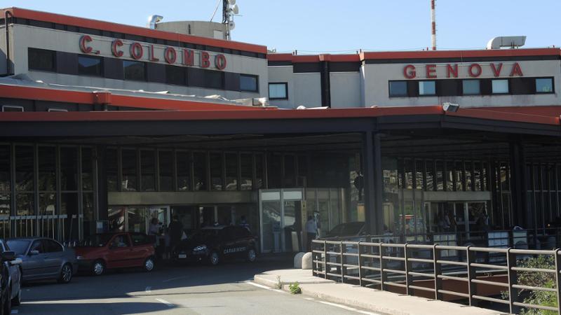 Blitz dell’Asl in aeroporto, chiuso per blatte il bar dell’aeroporto di Genova