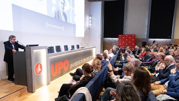 Singer: “Oggi più che mai: serve il coraggio di scegliere, sbagliare e inventare il proprio futuro”