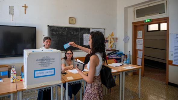 Elezioni comunali in Liguria, alle 15 la chiusura dei seggi: lo spoglio delle schede, i servizi