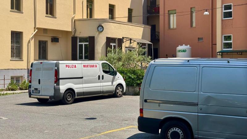 Maldive, le salme di Monica Montefalcone e Giorgia Sommacal sono arrivate a Genova
