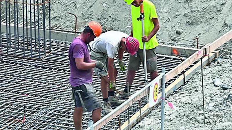 Caldo record a Genova, i cantieri aprono prima: “Necessario per tutelare i lavoratori”