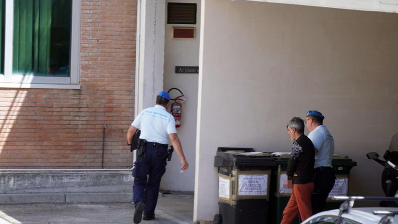 Bimba uccisa a Bordighera, la Procura: “Un castello di menzogne per coprire le violenze su Beatrice”