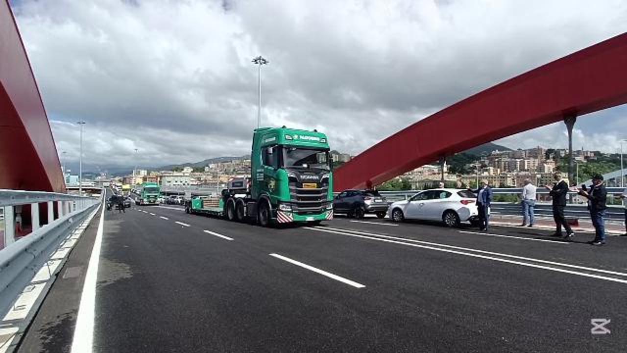 "Aperto il nuovo ponte del Papa, via 1000 camion al giorno dalla mobilità cittadina"