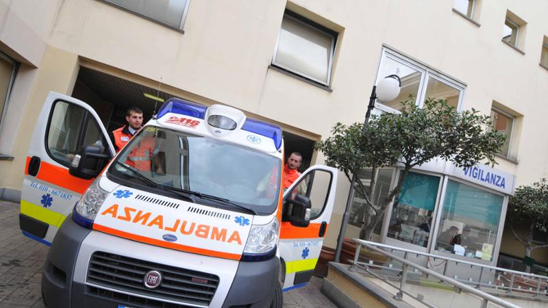 Paura al Villa Scassi, un paziente psichiatrico ha aggredito e tentato di strangolare una dottoressa del pronto soccorso