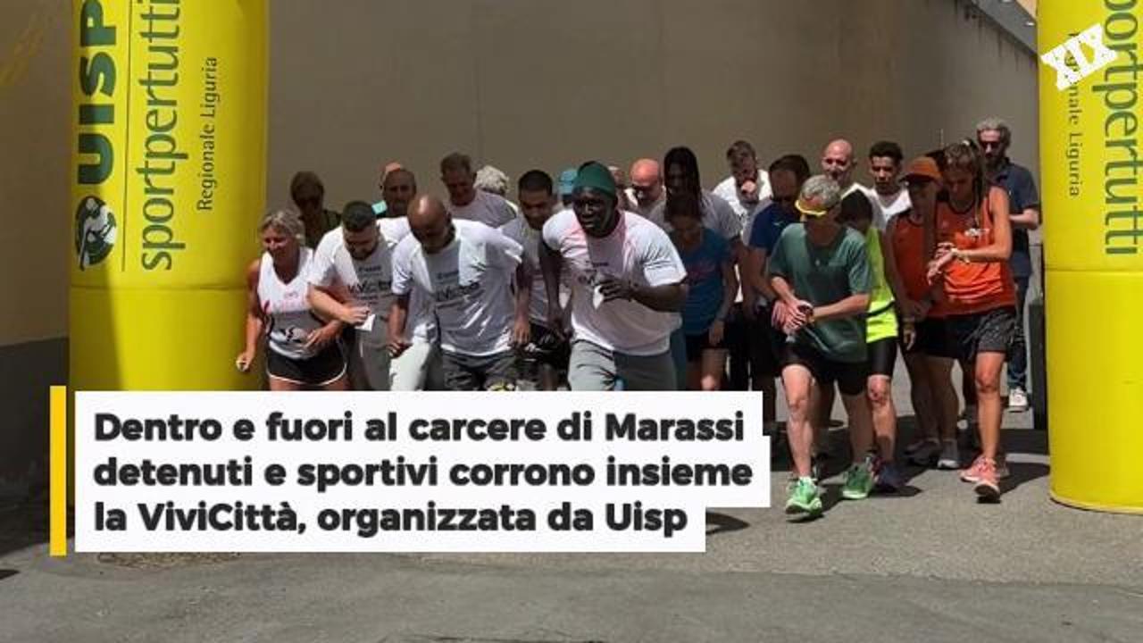 Detenuti e sportivi corrono insieme fuori e dentro il carcere di Marassi un km e mezzo di libertà