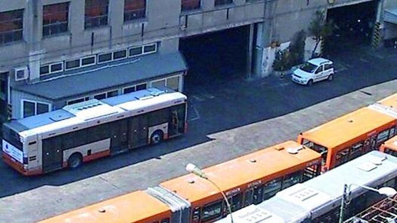 Genova, si salva dall’aggressione grazie all’aiuto di un autista Amt: “Ora non viaggio più da sola”