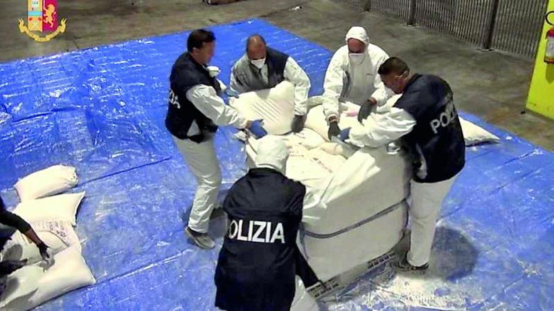 Uno studente su quattro fa uso di droghe, boom di ecstasy a Genova