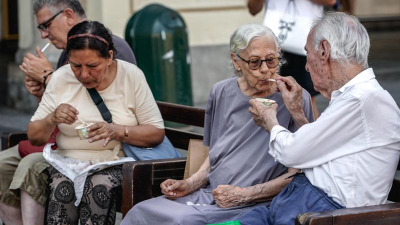 Soggiorni estivi per over 65 a Genova, il Comune riapre il bando