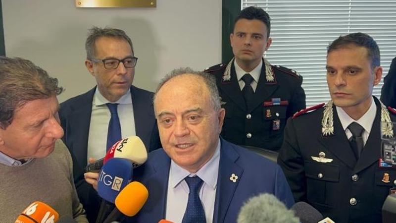 Truffe choc agli anziani con l’aiuto della camorra. In diciotto a processo, ma avranno lo sconto