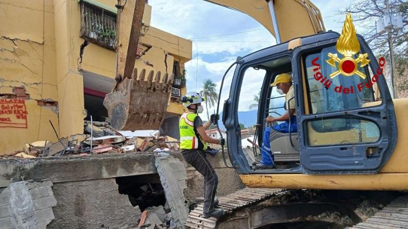 Venezuela, rientrato uno dei due vigili del fuoco genovesi: “Scene strazianti”
