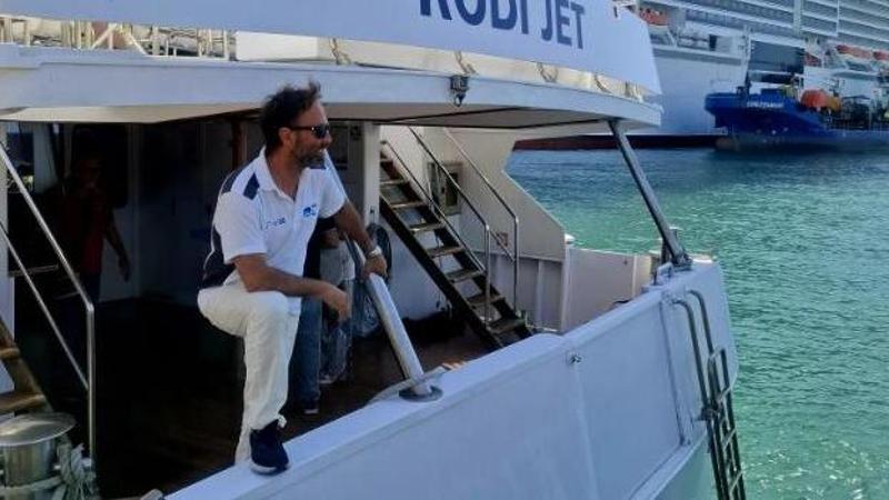 Navebus addio, l’ultima crociera del battello di Genova. Il comandante: “Un peccato, abbiamo unito la città”