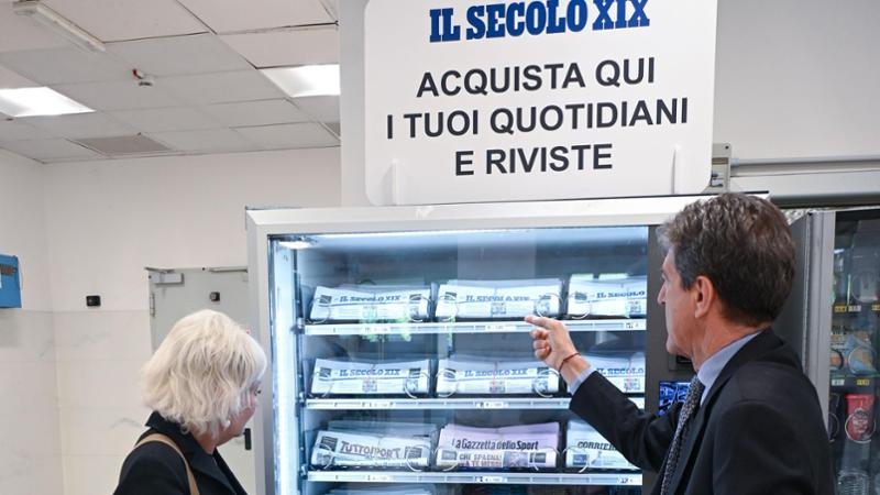 Il Secolo XIX al Villa Scassi con la nuova edicola hi-tech