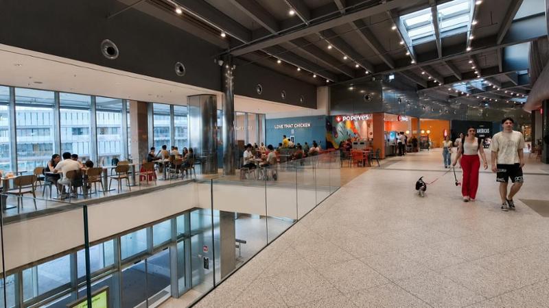Saldi Genova, al Waterfront Mall sconti per i parcheggi e tre nuove aperture