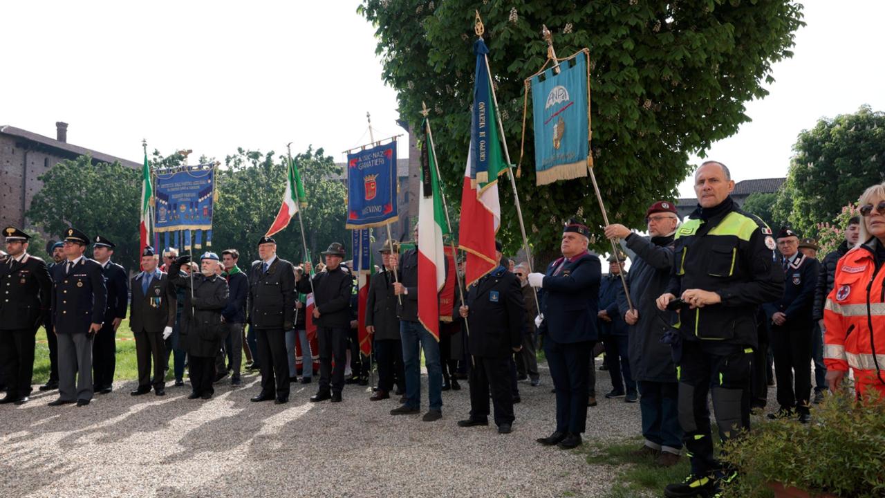 Vigevano, le immagini del 25 Aprile - La Provincia Pavese