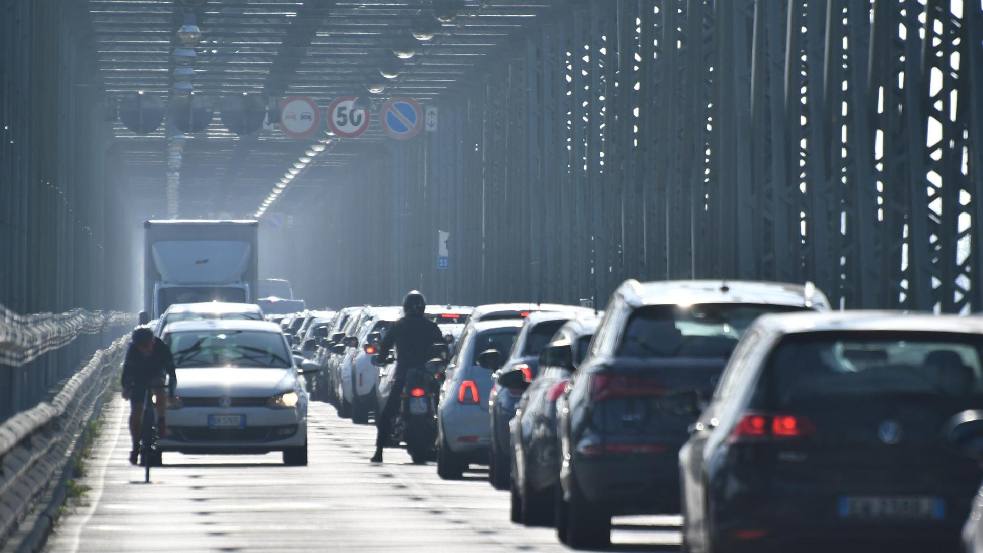 Statale Bronese: sensi unici alternati e caos annunciato da fine aprile ...