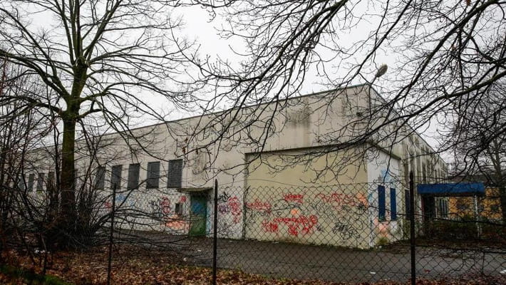 Capannone Rave Cerano, l’ex Lithoprint alla “Parola e Luraghi”: dopo denunce e ...