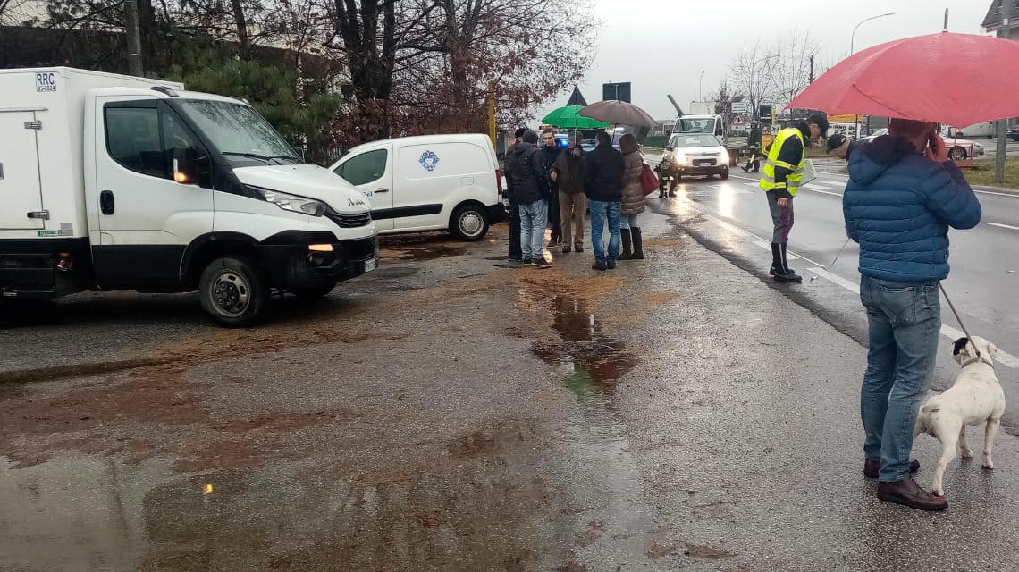 Travolta e uccisa da un furgone mentre attraversa la provinciale Cuneo ...
