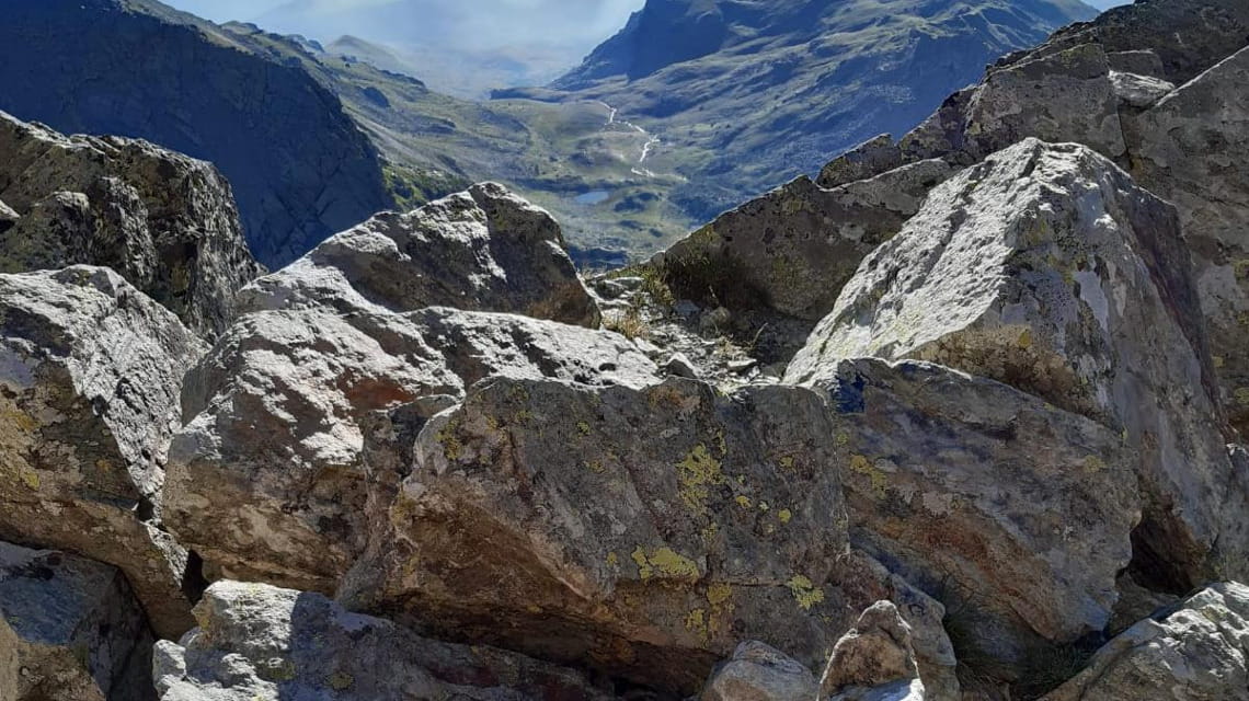 Quella bicicletta abbandonata in vetta al Monviso nel 1954, la leggendaria  guida alpina svela il mistero - La Stampa