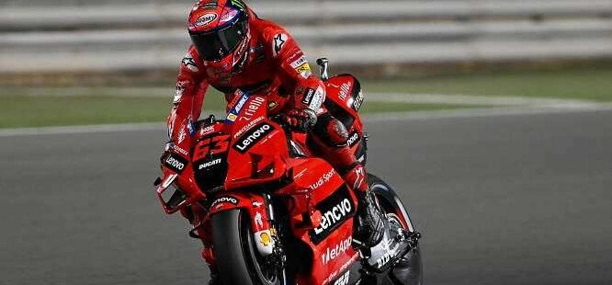 MotoGp, vola Bagnaia con la Ducati: pole e record della pista in Qatar ...