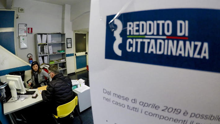 Reddito Di Cittadinanza Genova Scoperti 1 500 furbetti La Stampa