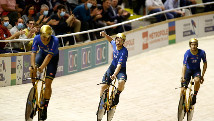 Rubate le bici con cui Ganna e gli azzurri hanno vinto il Mondiale a  Roubaix - La Stampa