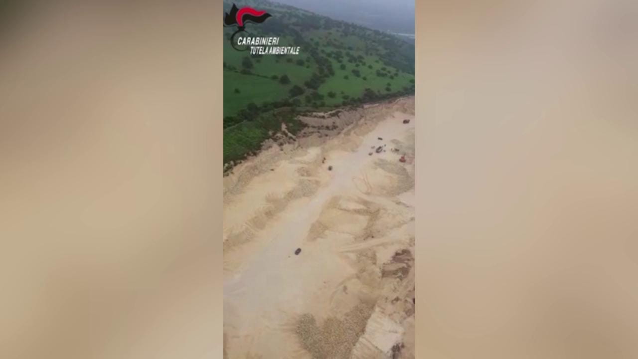 Sequestrata Cava Abusiva Da 90 000 Mq Nel Ragusano La Stampa