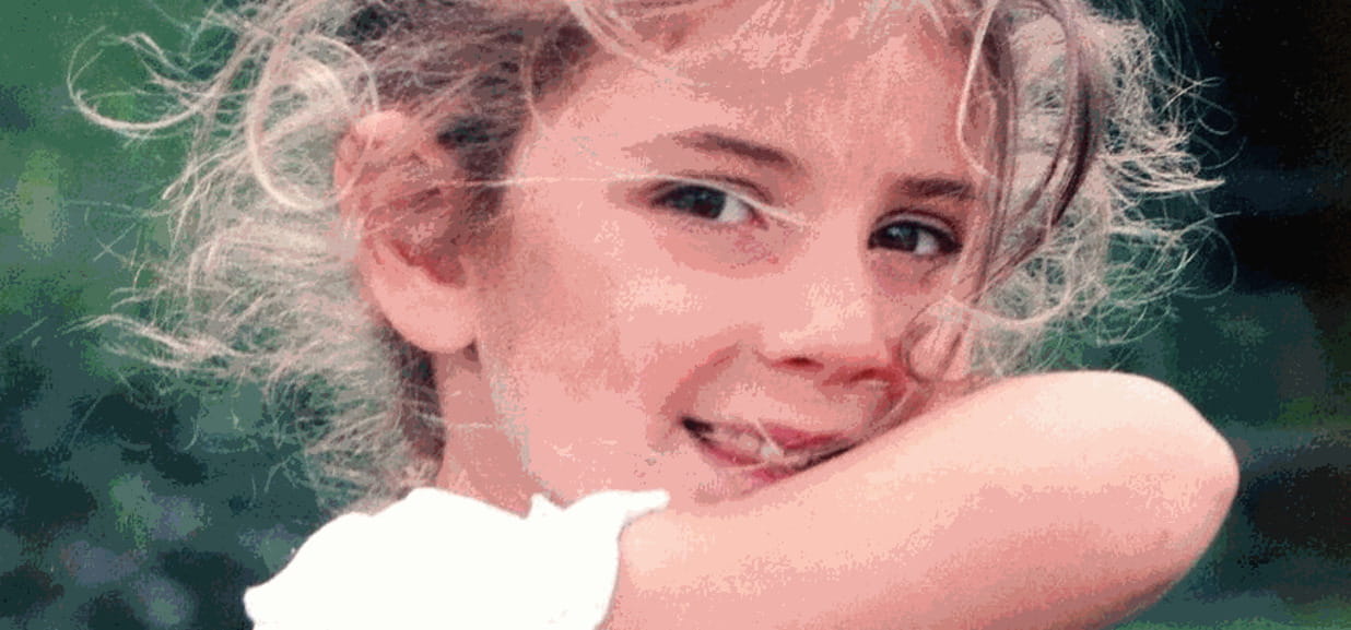 Quattro indagati per la bambina morta sugli sci a Sauze - La Stampa