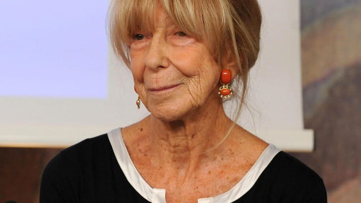 Addio a Maria Perego, la creatrice di Topo Gigio - La Stampa