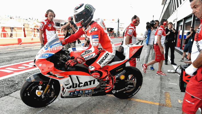 MotoGp, Ducati le più veloci nelle libere a Misano - La Stampa