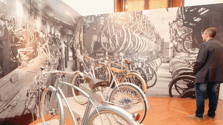 Nella terra di Coppi la bicicletta rivive al museo: da quelle del  Campionissimo alla mountain bike iper tecnologica - La Stampa
