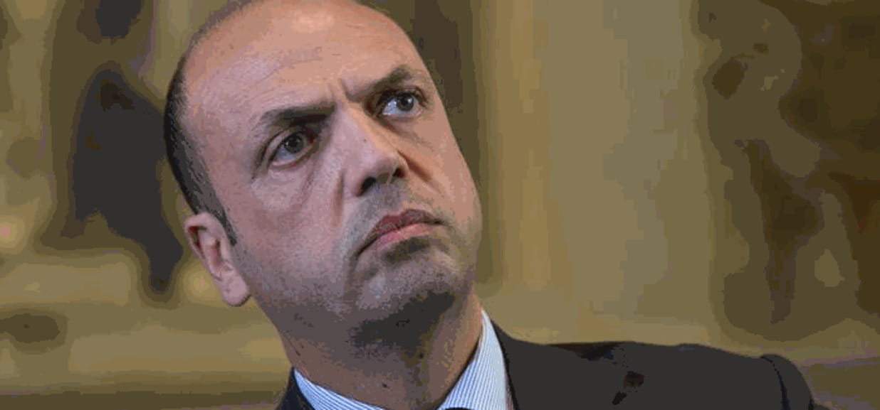 Terrorismo Alfano Espulsi Due Fratelli Tunisini La Stampa