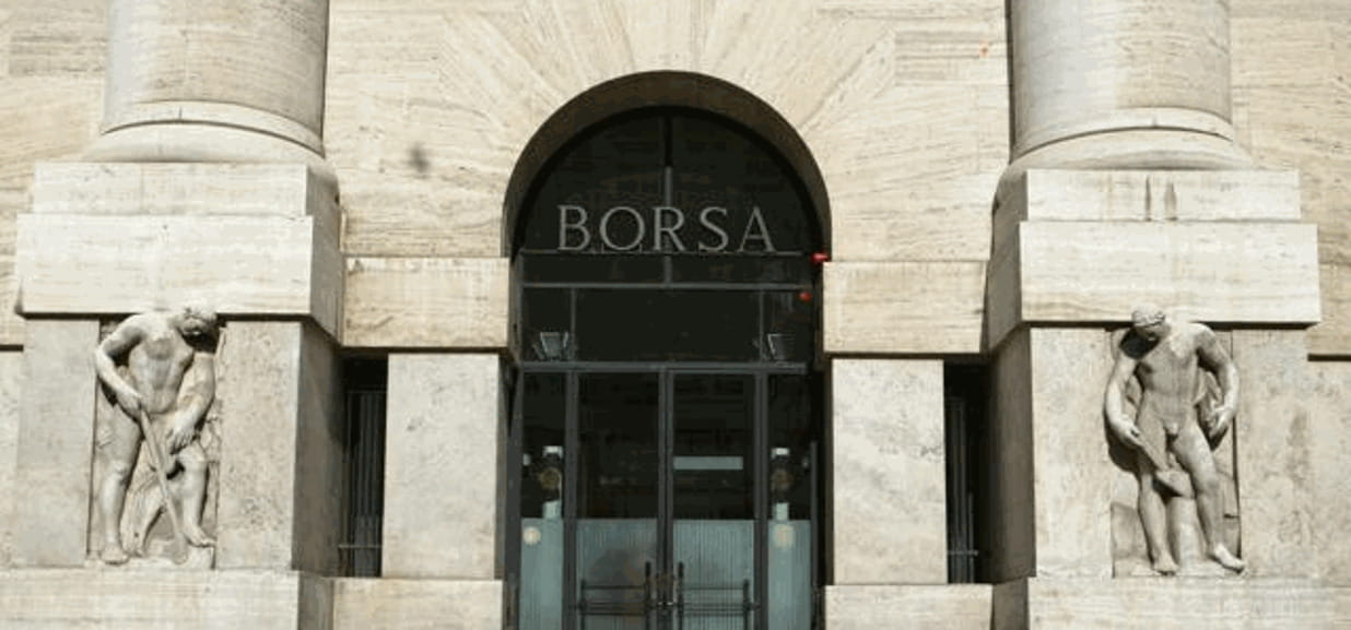 Piazza Affari chiude in rialzo - La Stampa