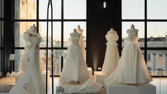 Atelier Emé, il progetto di upcycling sconfina nell'haute couture - La  Stampa