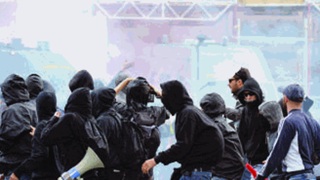 Giovanissimi Violenti E Senza Sigle La Stampa