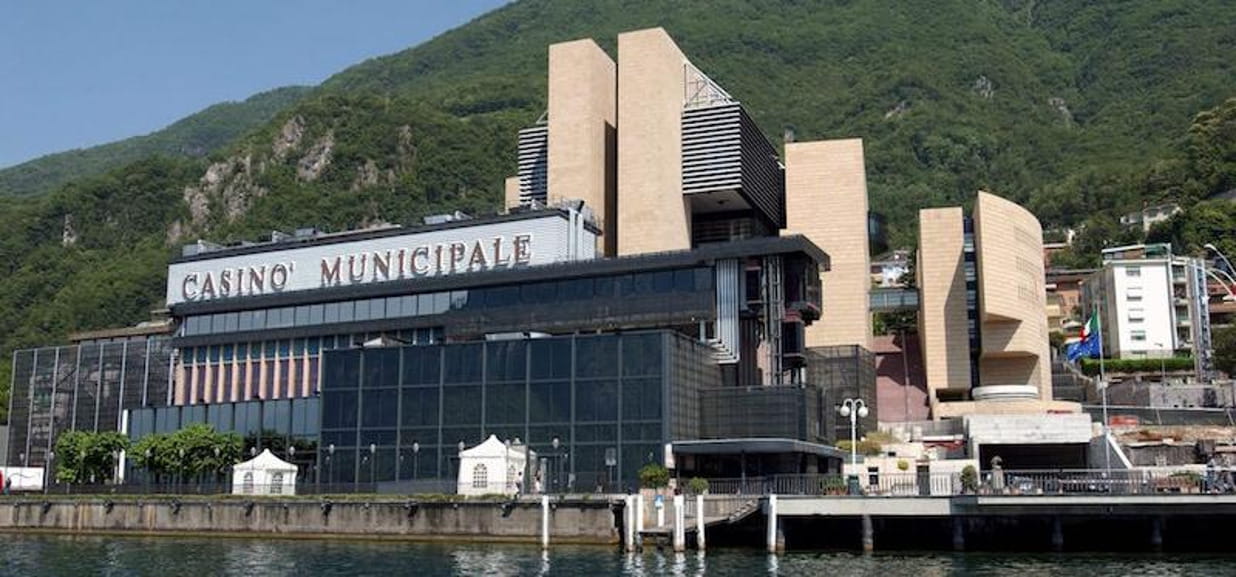 Covid, anche il Casinò di Campione d'Italia getta la spugna. Dopo ...
