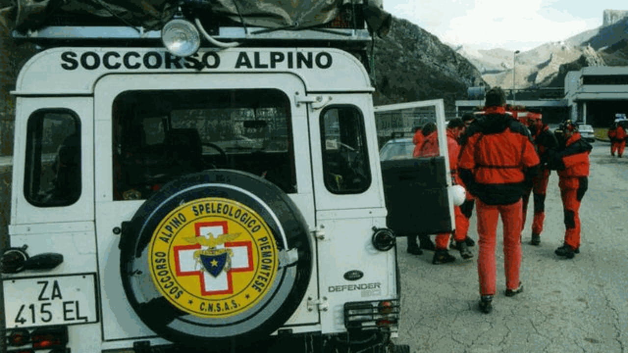 Alpinista ossolano muore sul monte Rosa dopo un volo di 150 metri - La ...