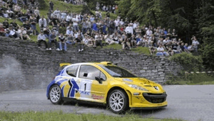 VECCHIO ADESIVO OLD Sticker RALLY NEIGE 1982 TROFEO VALLE D'AOSTA FIAMM (cm 13x8 EUR 19,90 - IT