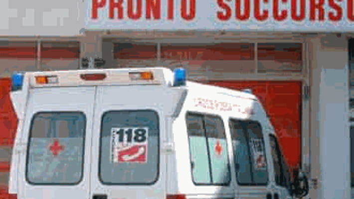 Palermo Crolla Una Casa Di Tre Piani La Stampa
