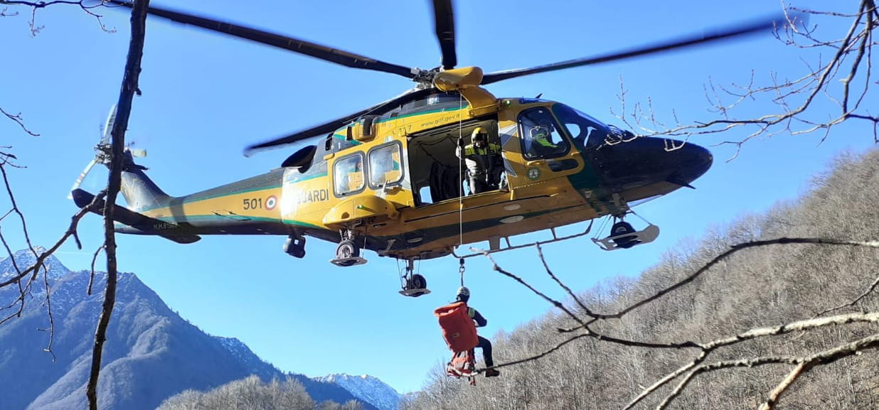 Scivola in un dirupo a Calasca: morto un uomo di 66 anni di Domodossola ...