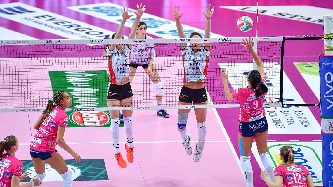 donne novara cercano