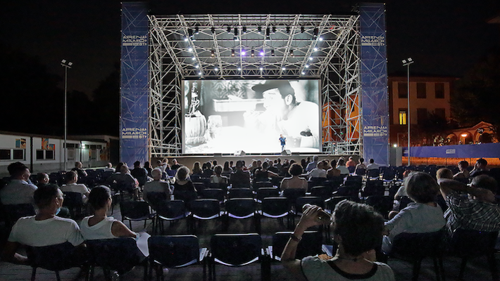 Il Martinitt apre il cinema all'aperto: tutte le arene estive per vedere i  film sotto le stelle - La Stampa