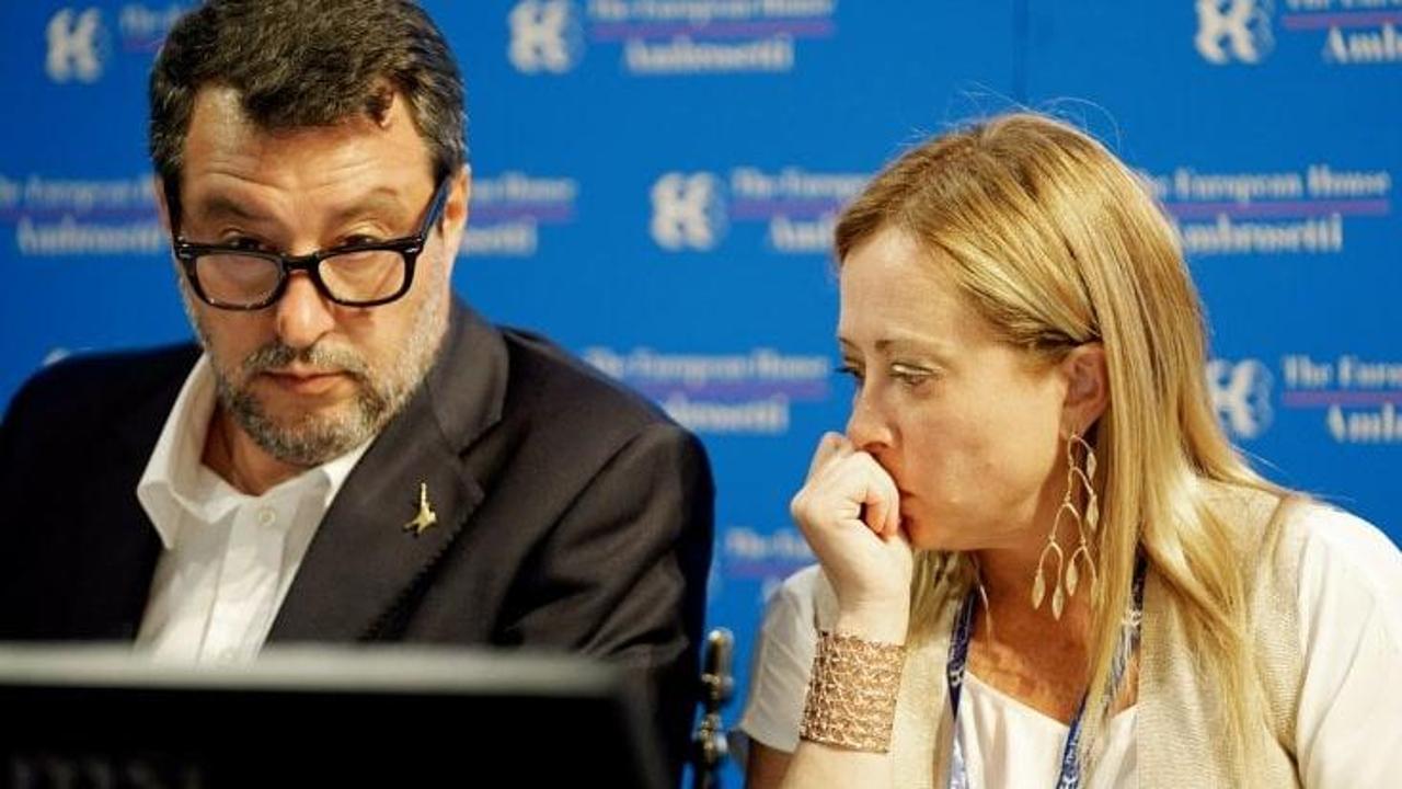 Fondi russi ai politici | Urso Copasir sente Gabrielli | "Nei dossier 007 Usa non risultano notizie dell'Italia" Salvini | "Fake news" Meloni - Vimarsana News