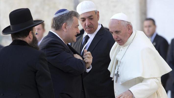 El Papa está acostumbrado a dialogar con musulmanes y judíos» - La Stampa