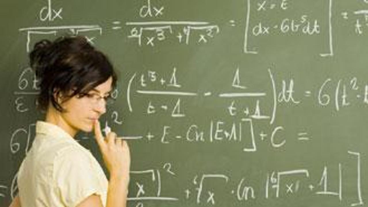 Italian Math Professor Il prof: matematica alla maturitàè assurda, si basa su teorie del 1600 ...