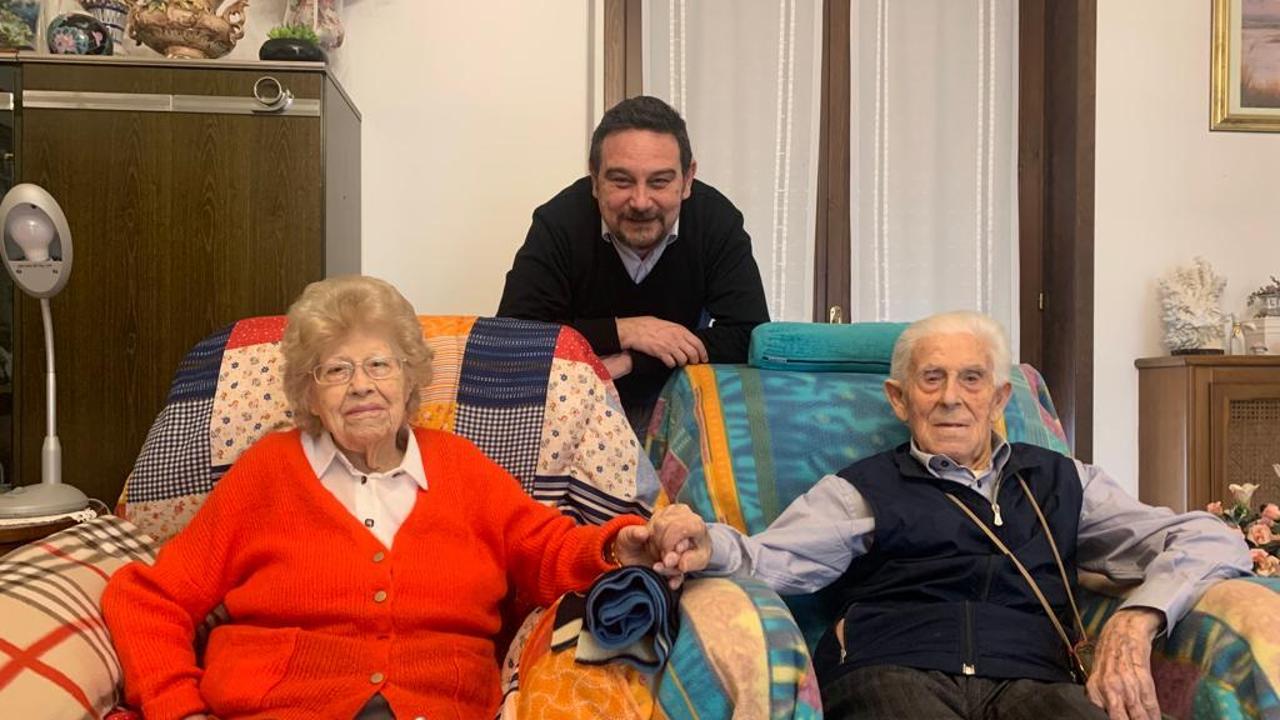 Armando e Maria, felicemente assieme da 75 anni, hanno festeggiato a