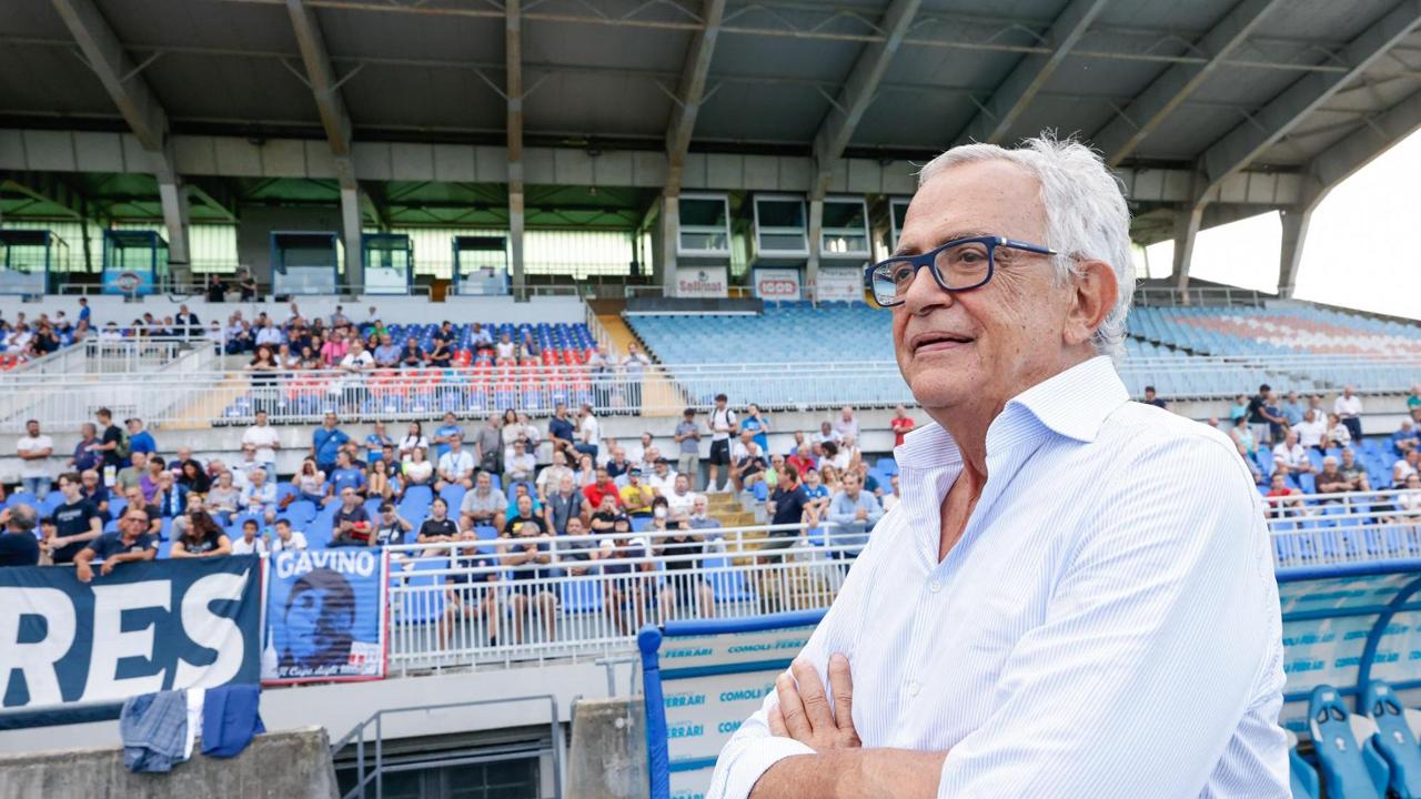 Il Calcio A Novara Ripiomba Nel Caos E Spunta Una Cordata Pronta A 