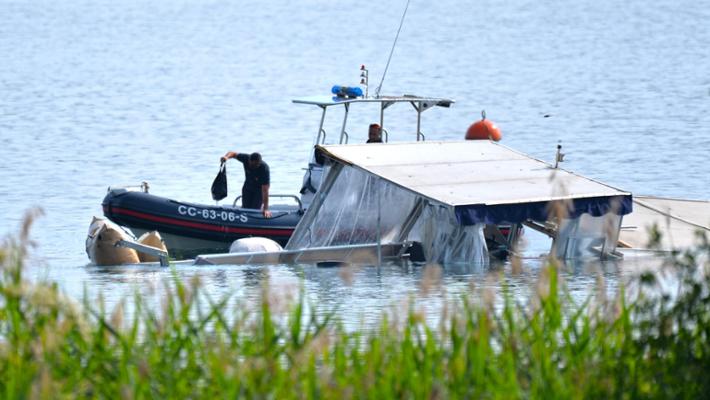 Barca affondata nel Lago Maggiore: lo skipper indagato per naufragio e ...